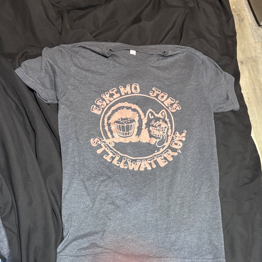 Gray Eskimo Joe's Graphic T-Shirt
